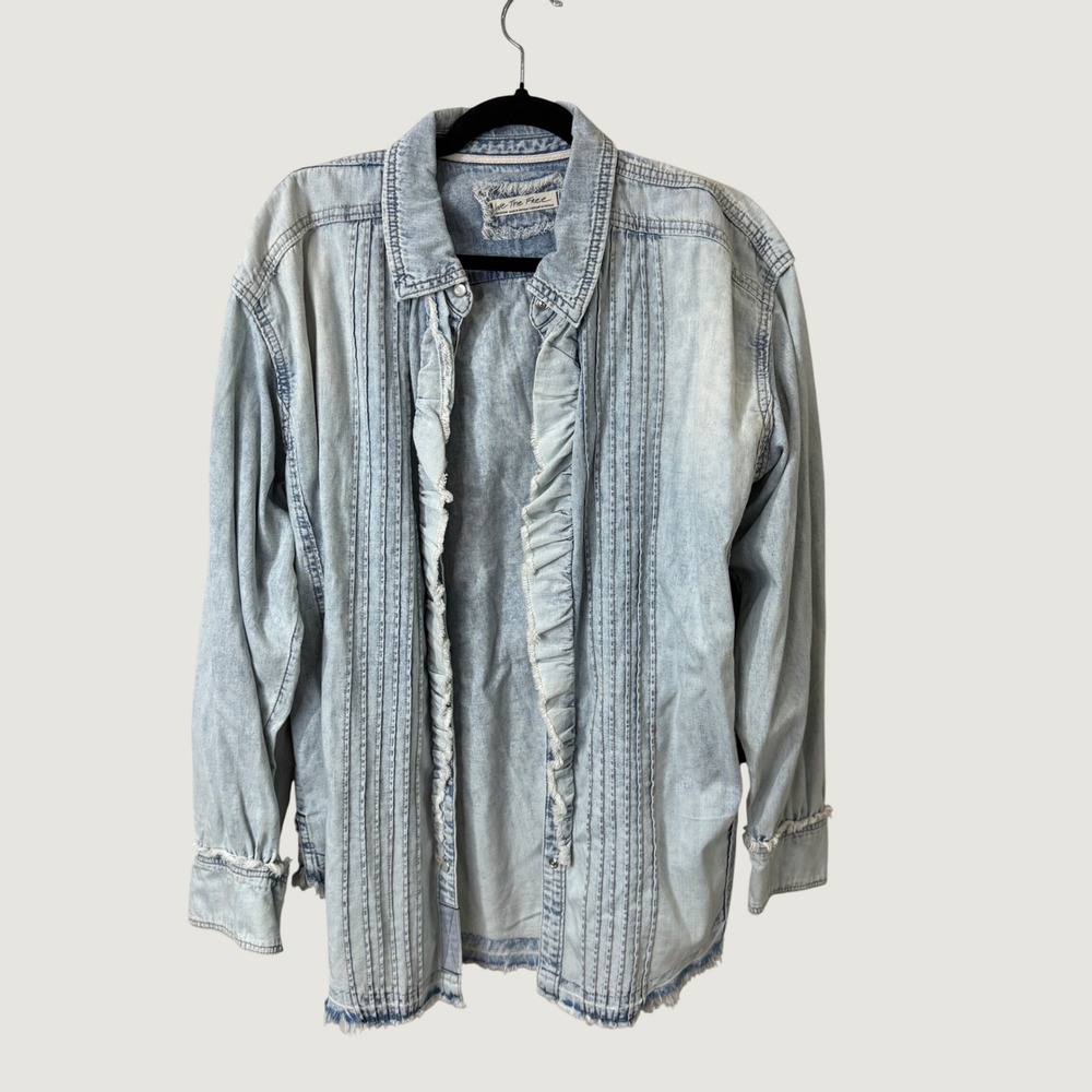 We The Free Billie Tux Denim Ruffle Shirt Light Wash M Boho Western Oversized